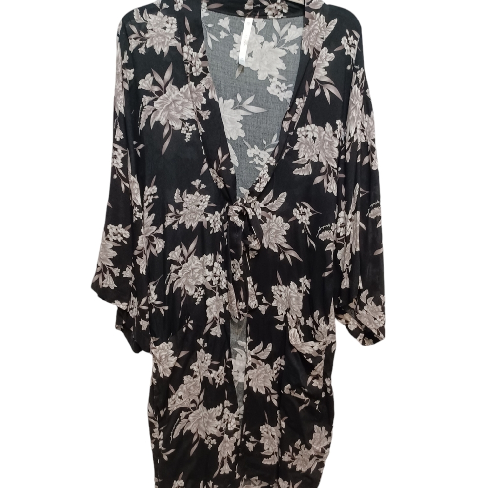 Spiritual gangster floral robe size os black knee length